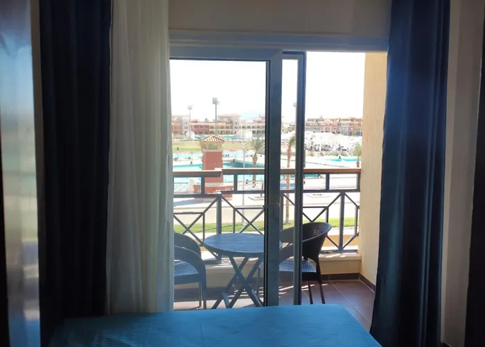 Apartman Elegant & Aqua Park Direct Lagoon View Free Wi-fi Sheikh