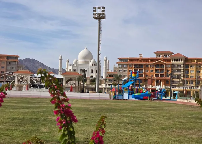Apartment Elegant & Aqua Park Direct Lagoon View Free Wi-fi Sheikh *