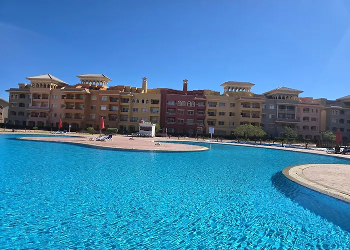 Elegant & Aqua Park Direct Lagoon View Free Wi-fi Sheikh Apartment
