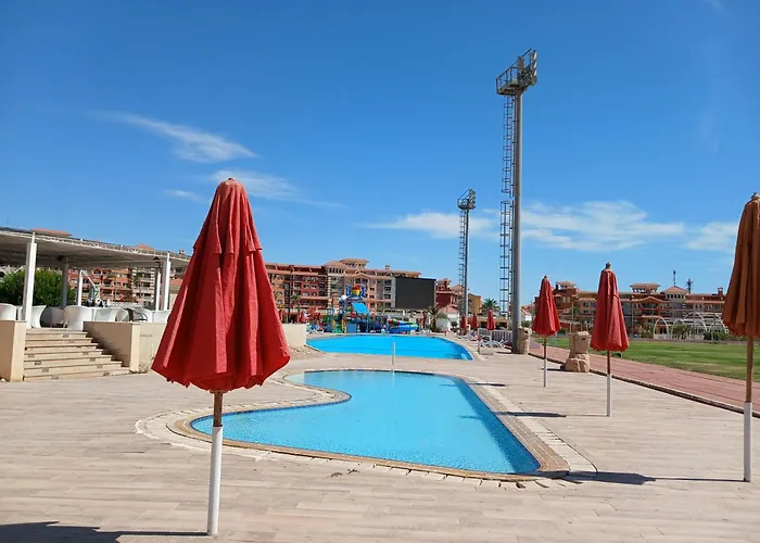 Elegant & Aqua Park Direct Lagoon View Free Wi-fi Sheikh Apartment