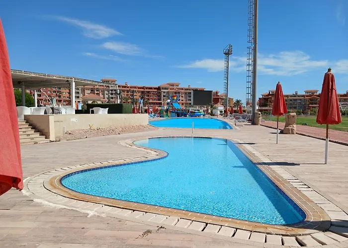 Elegant & Aqua Park Direct Lagoon View Free Wi-fi Sheikh Apartment *